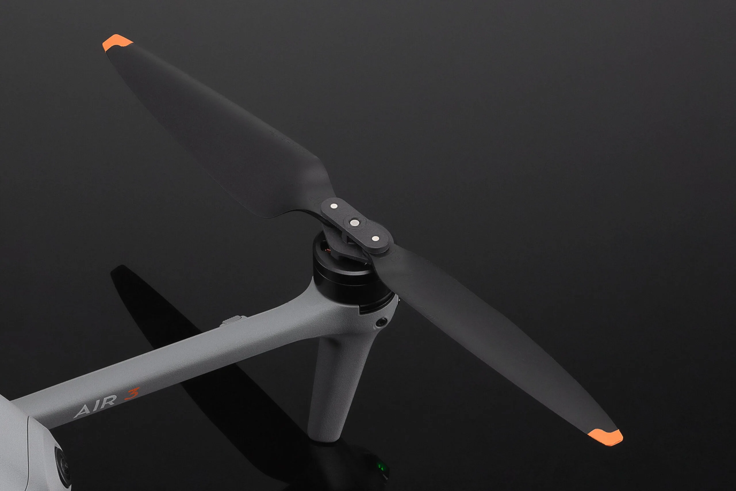 DJI Air 3 Series Low-Noise Propellers (1 Pair) - Image 5